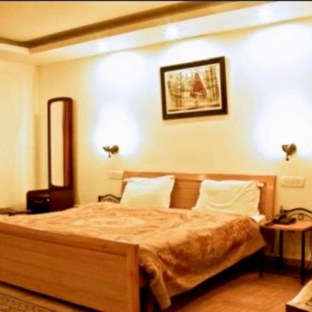Hotel Emerald Heights Mussoorie Eksteriør billede