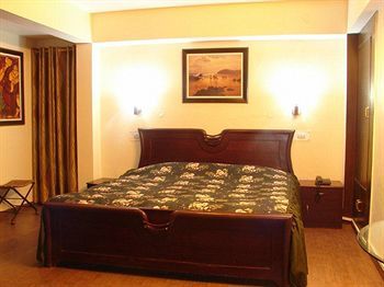 Hotel Emerald Heights Mussoorie Eksteriør billede